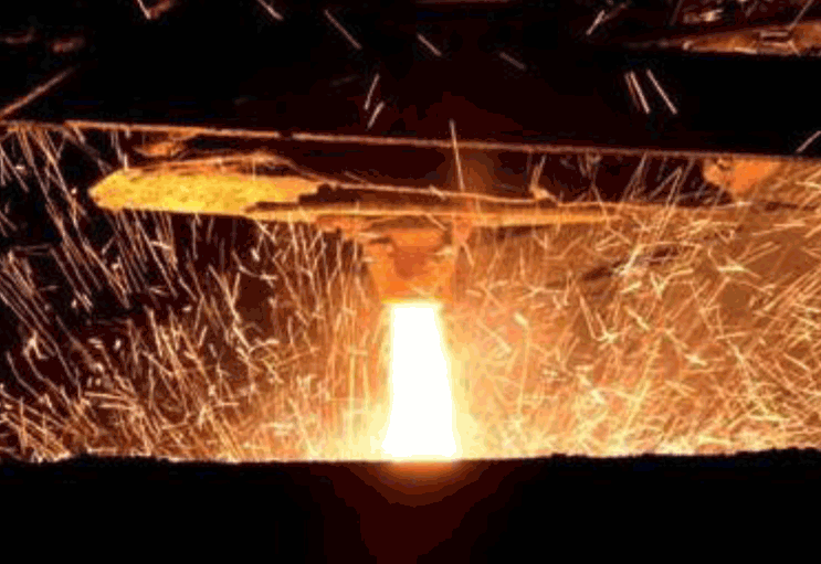 Расплавленный металл